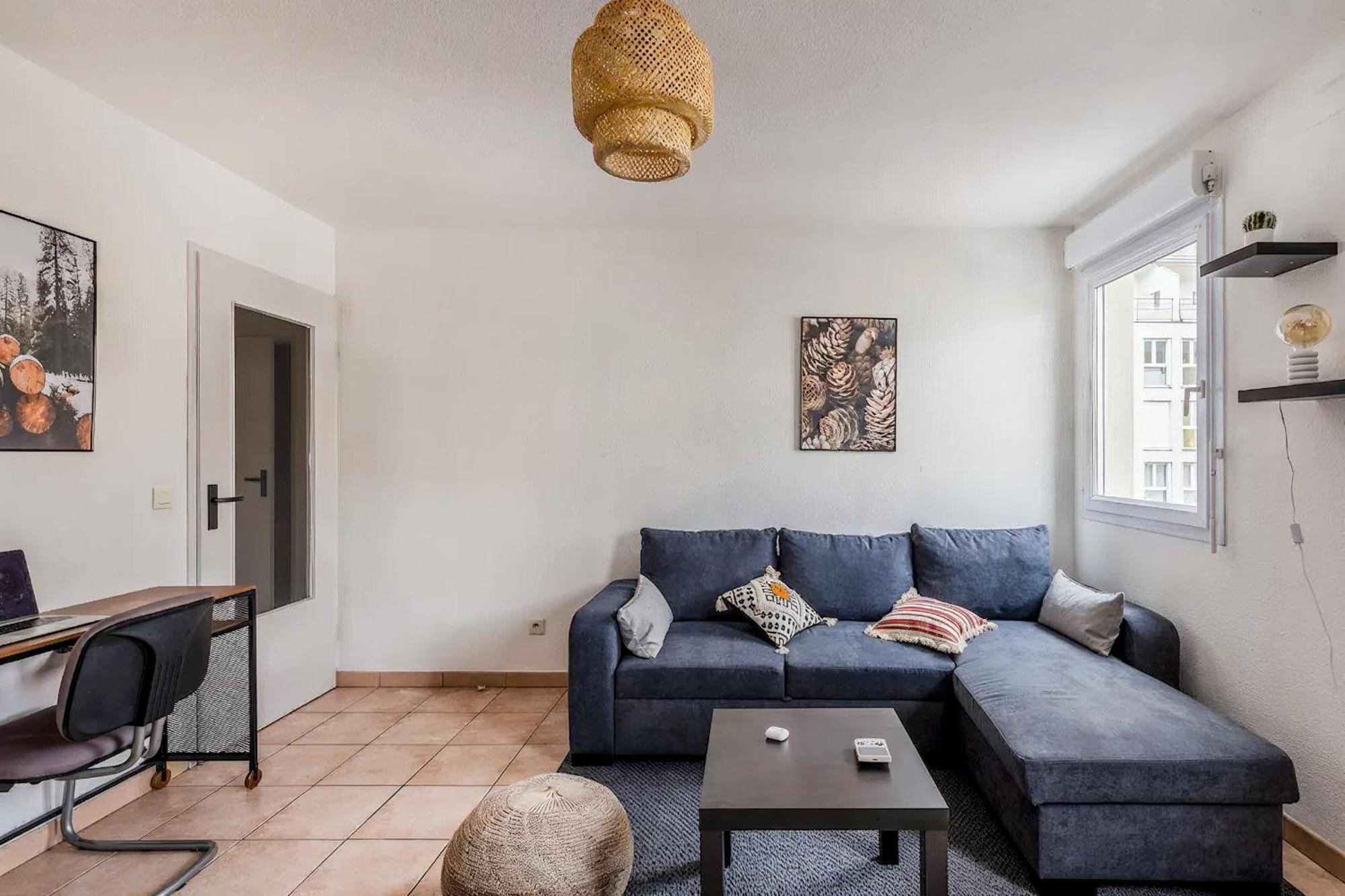 Superbe Appartement - Parking Gratuit - 4 Personnes Chambéry Exteriér fotografie