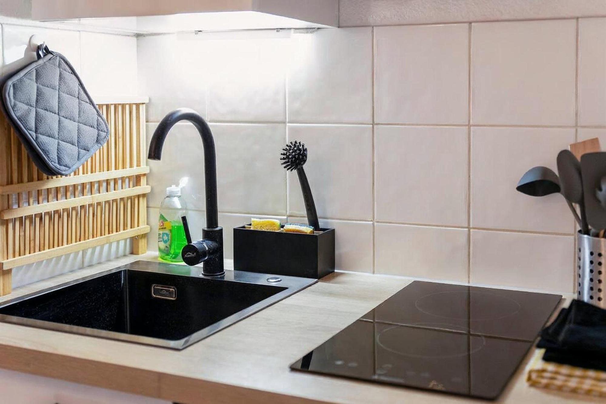 Superbe Appartement - Parking Gratuit - 4 Personnes Chambéry Exteriér fotografie